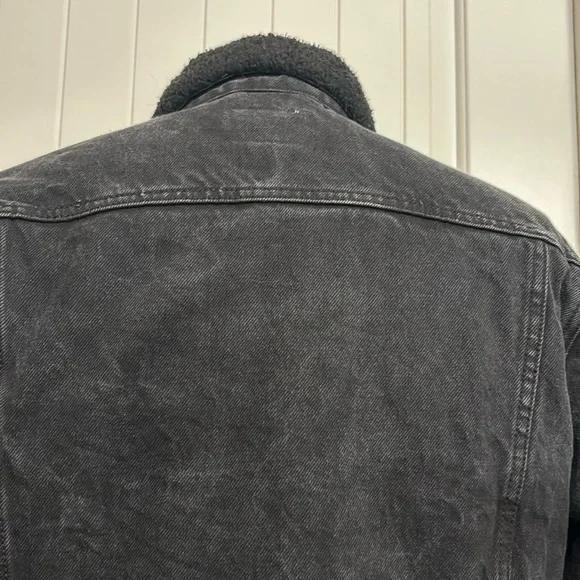 Old Navy Denim jacket - Picture 13 of 15